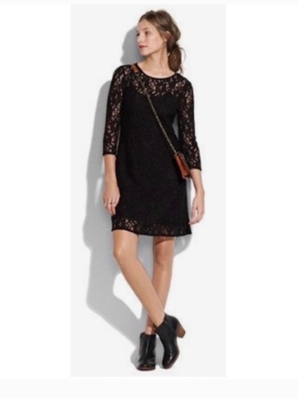 Broadway & Broome Lace dress, black